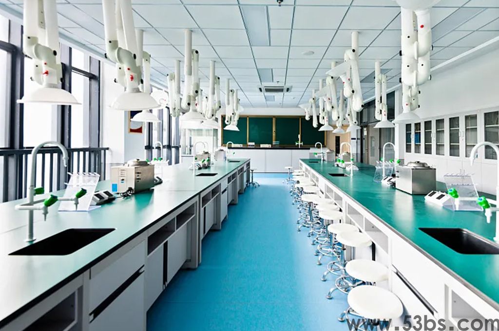 初中理化生实验室(图1)