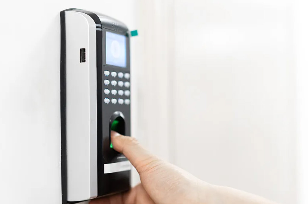 人事考勤系统(图1)