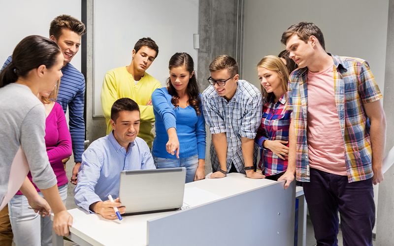 什么是校友系统(图1)